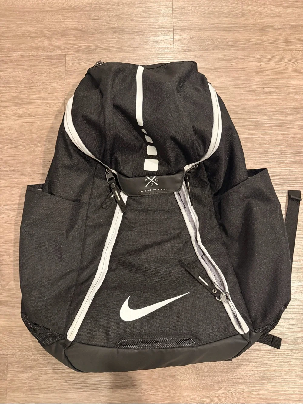 Nike HOOPS Elite Max Air Black Backpack!! Quad Zip System Read